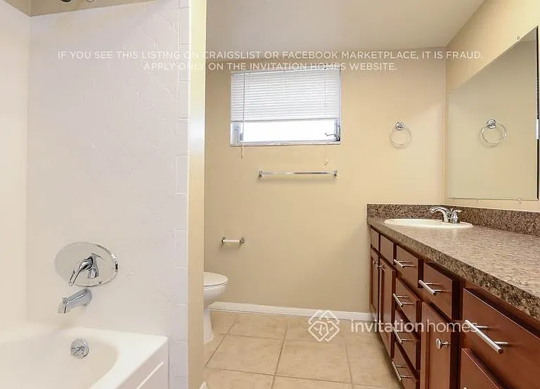 2111 Almeria Way S — Photo 12