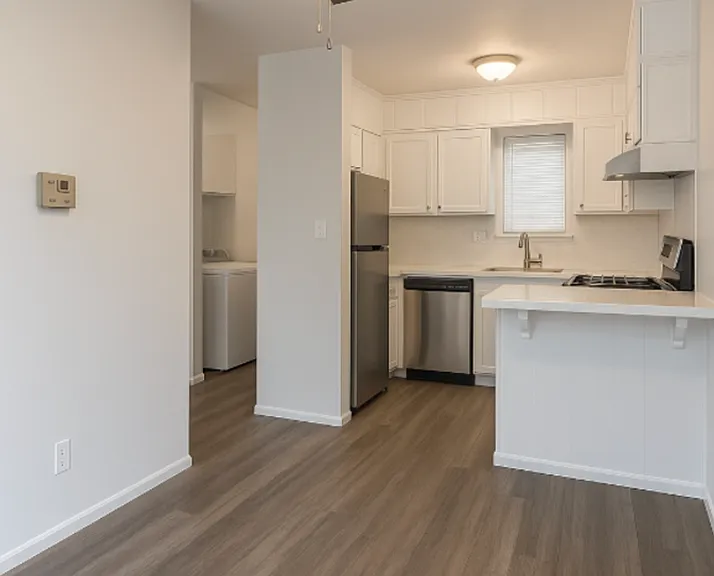 8026 E 4th Pl — Photo 5