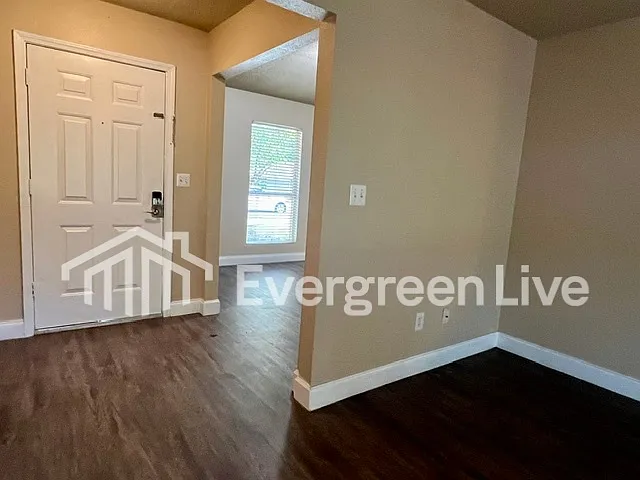 100 Swing Ct — Photo 3