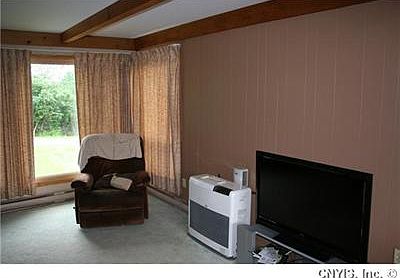 3rd image of 14993 Heritage Dr