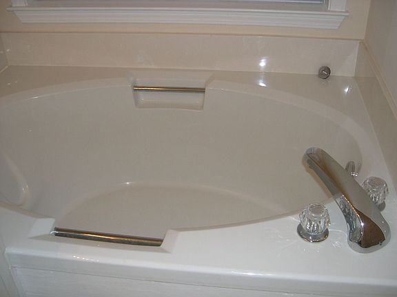 Garden Tub in Master Bath