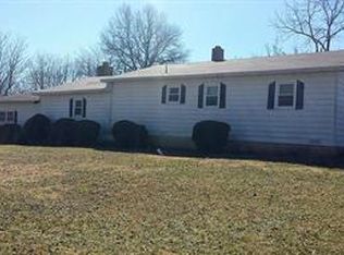 800 N Young #B, Salem, MO 65560
