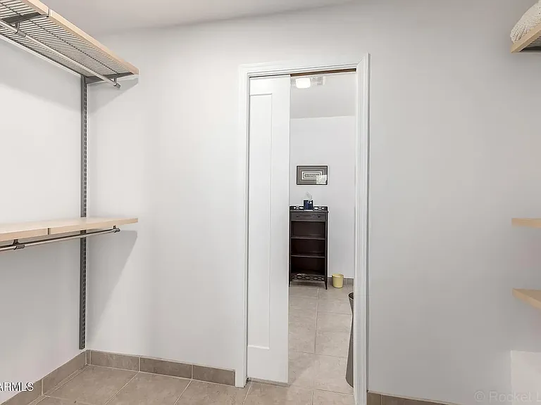 644 E La Jolla Dr — Photo 17