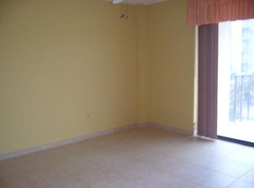 3rd image of 16751 NE 9th Ave APT 408