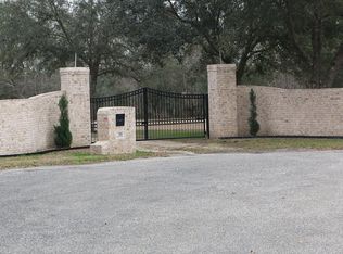 39 Legacy Dr, Picayune, MS 39466