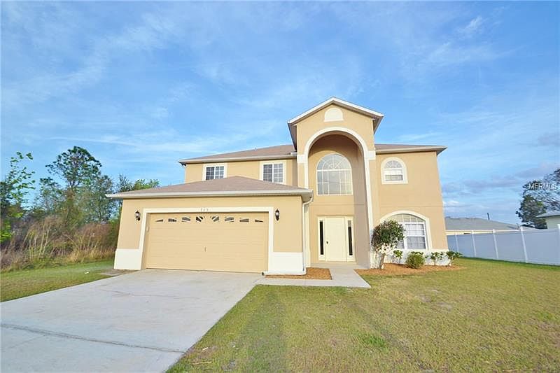 1st image of 705 Camel Ct