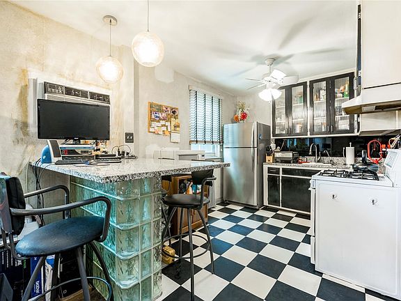 5th image of 260-14 73rd Ave #2