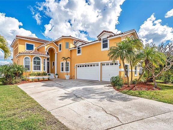 3rd image of 934 Symphony Isles Blvd