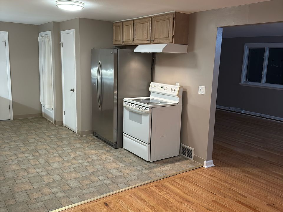 1st image of 104 Wilkinson Place Ext