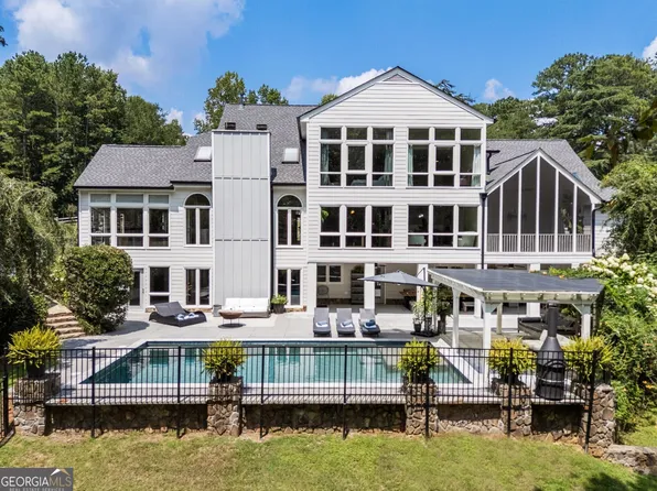 1350 Keans Ct, Roswell, GA 30075