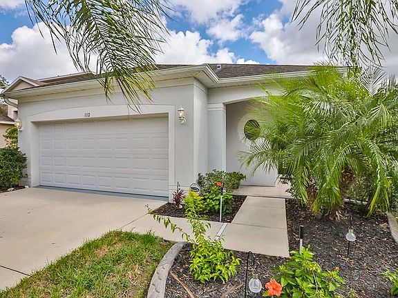 3rd image of 812 College Chase Dr