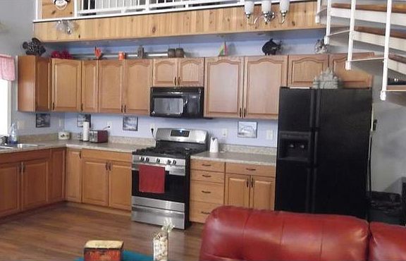 3rd image of 1014 E Robinson St