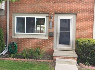 25913 Salem Ct UNIT 37, Roseville, MI 48066