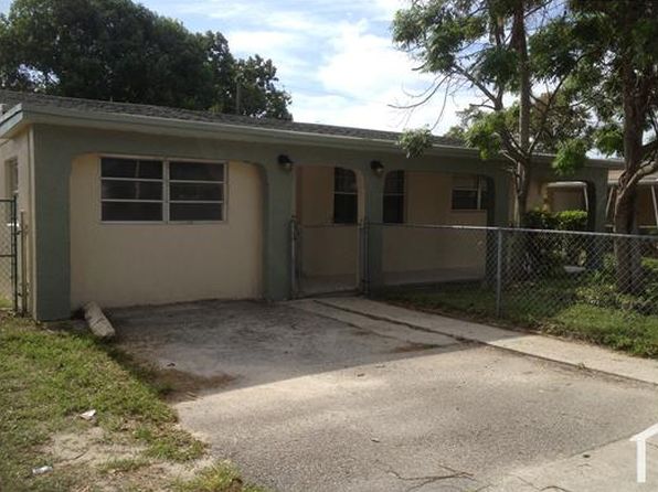 3521 SW 48th Ave