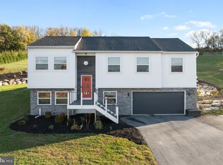 3708 Huckleberry Rd, Allentown, PA 18104
