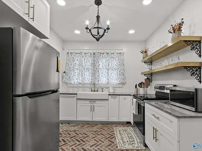 603 Prospect Dr SE — Photo 13
