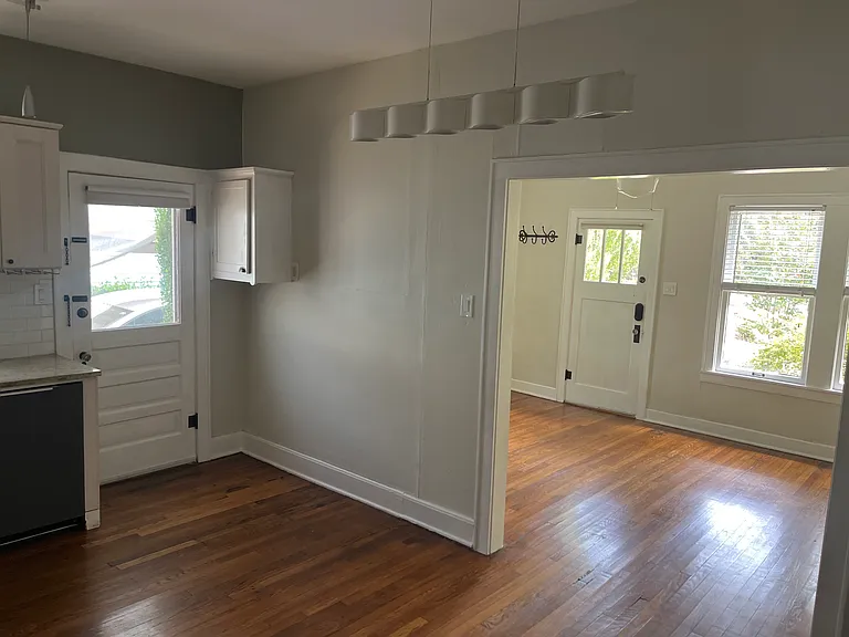 511 Harris Ave #A — Photo 6
