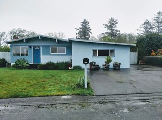 6107 Princeton Dr, Eureka, CA 95503