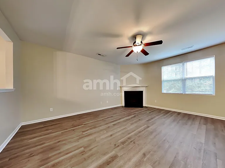 254 Cameron St — Photo 9