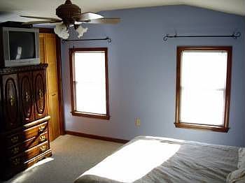 2nd image of 41 Pine St Trlr 9
