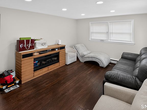 2nd image of 93 Wayland Avenue