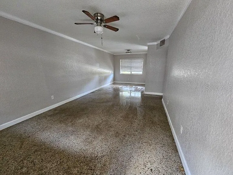 212 S Church Ave #107 — Photo 3