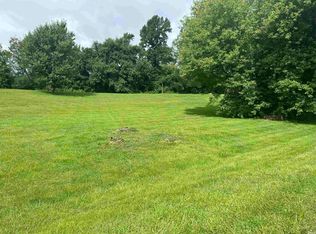 2410 S Daphne Dr, Bloomington, IN 47403