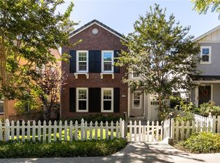 10 Globe Ln, Mission Viejo, CA 92694