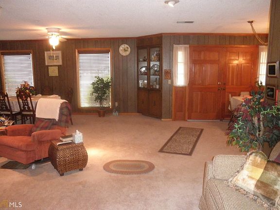 4th image of 1924 Edenfield Ln