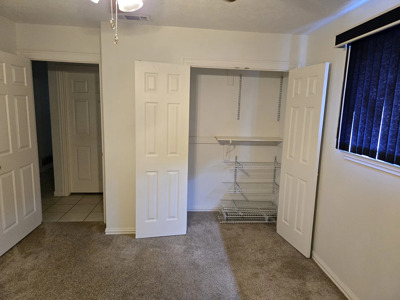 1 bed, 1920 sqft, $750 — Photo 4