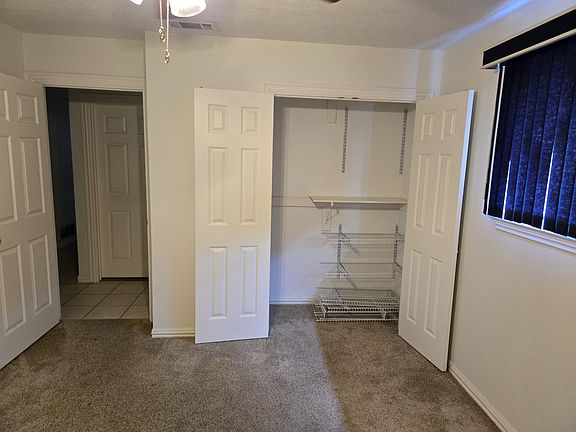 4th image of 709 Cypress Dr
