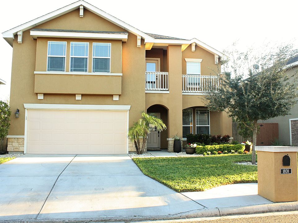 1st image of 1808 Faccio St