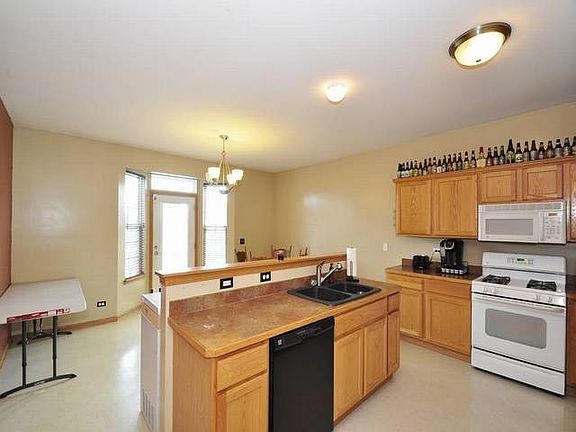3rd image of 1256 Kathleen Dr