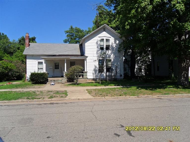 1st image of 207 E Telegraph St