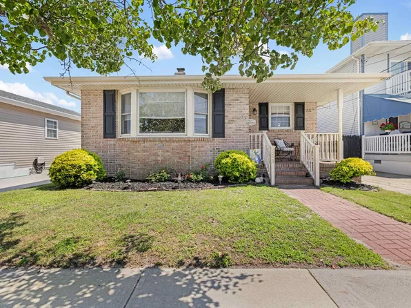 115 E Topeka Ave, Wildwood Crest, NJ 08260