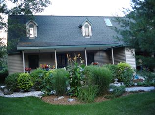 155 N Ferris Rd, Sumner, MI 48889