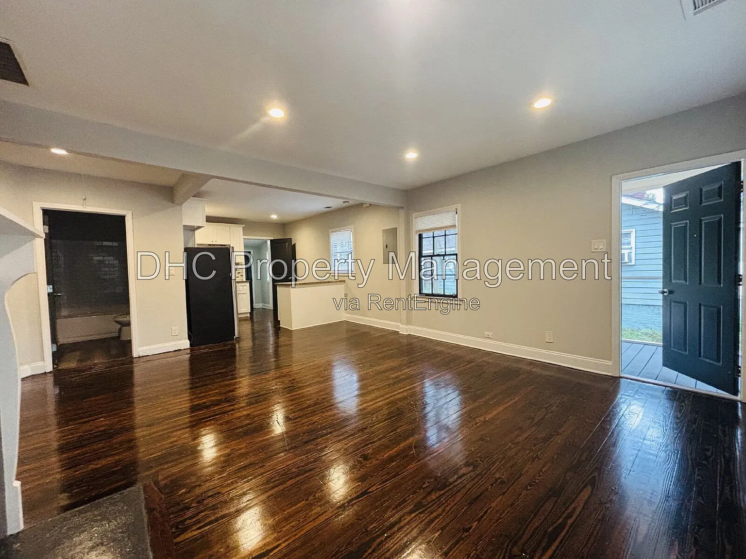 2 bed, 2.0 bath, 1150 sqft, $1,495 — Photo 3