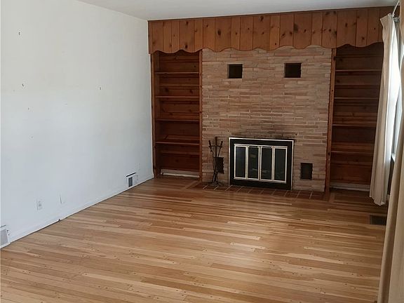 4th image of 481 Getzville Rd