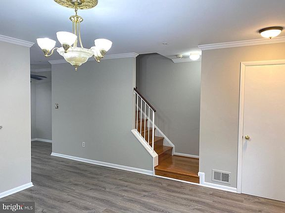 3rd image of 18971 Highstream Dr #837