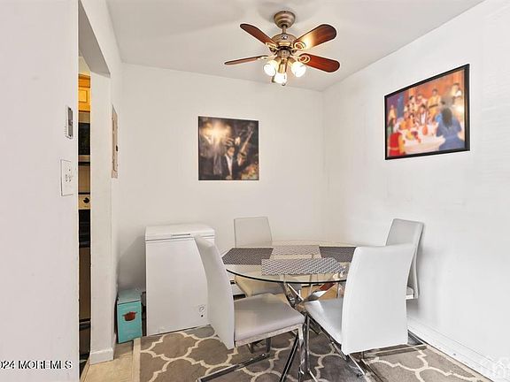 4th image of 289 Main Street #8E