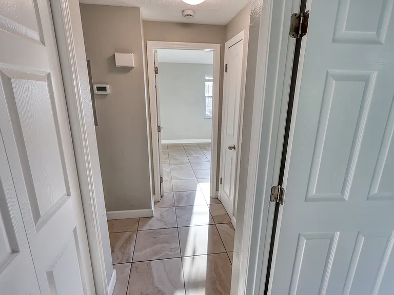 6813 N Marie Ave #B — Photo 12