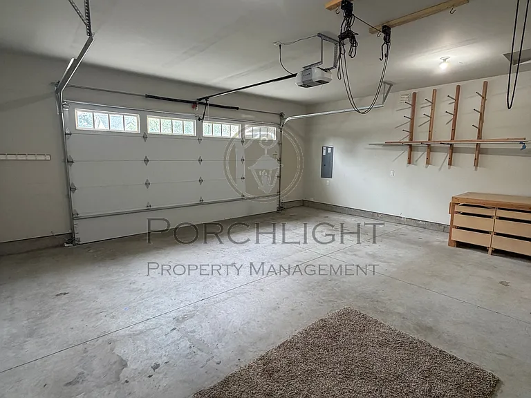 2102 Snowbush St — Photo 28
