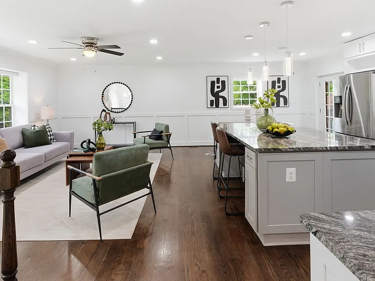 7504 Dolce Dr — Photo 8