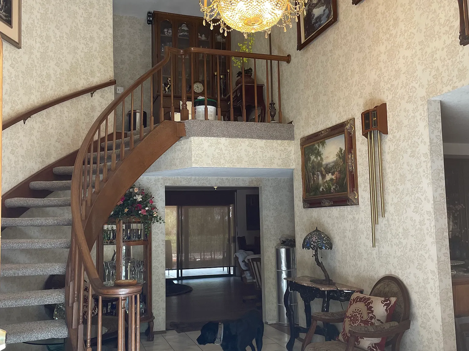 4 bed, 5102 sqft, $1,100 — Photo 3