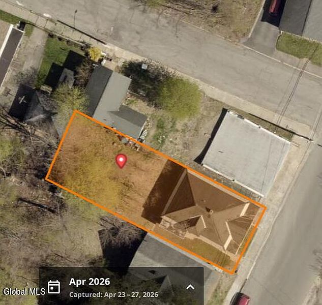 4th image of 76-78 Brookside Avenue