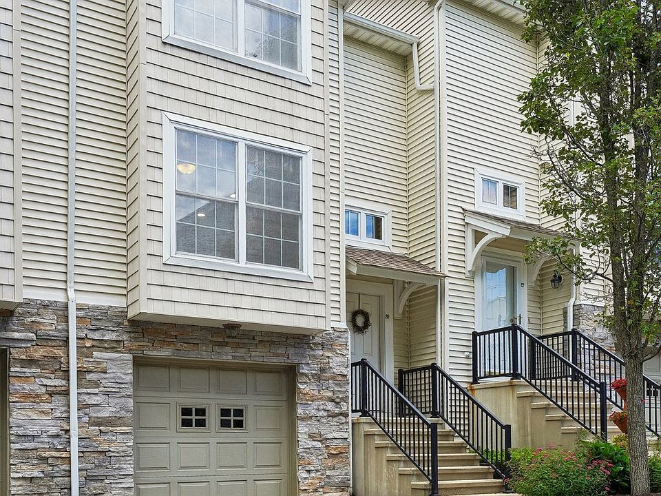 1st image of 32 Crows Nest Lane #28
