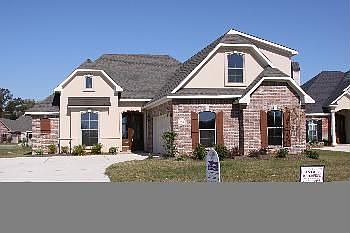 2nd image of 766 Hackberry Dr