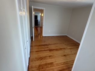 264 Washington St APT 4, Marblehead, MA 01945