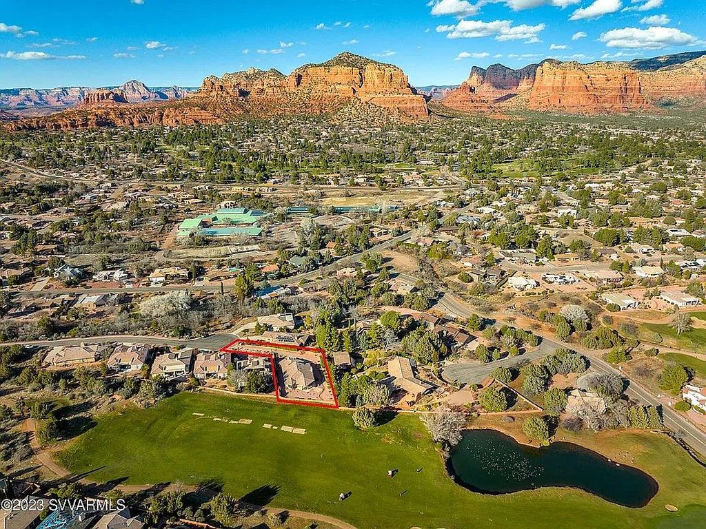 150 Stone Creek Cir - Property Image