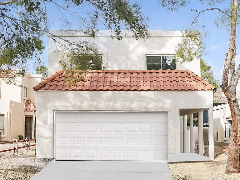 8612 Paddle Wheel Way — Photo 1